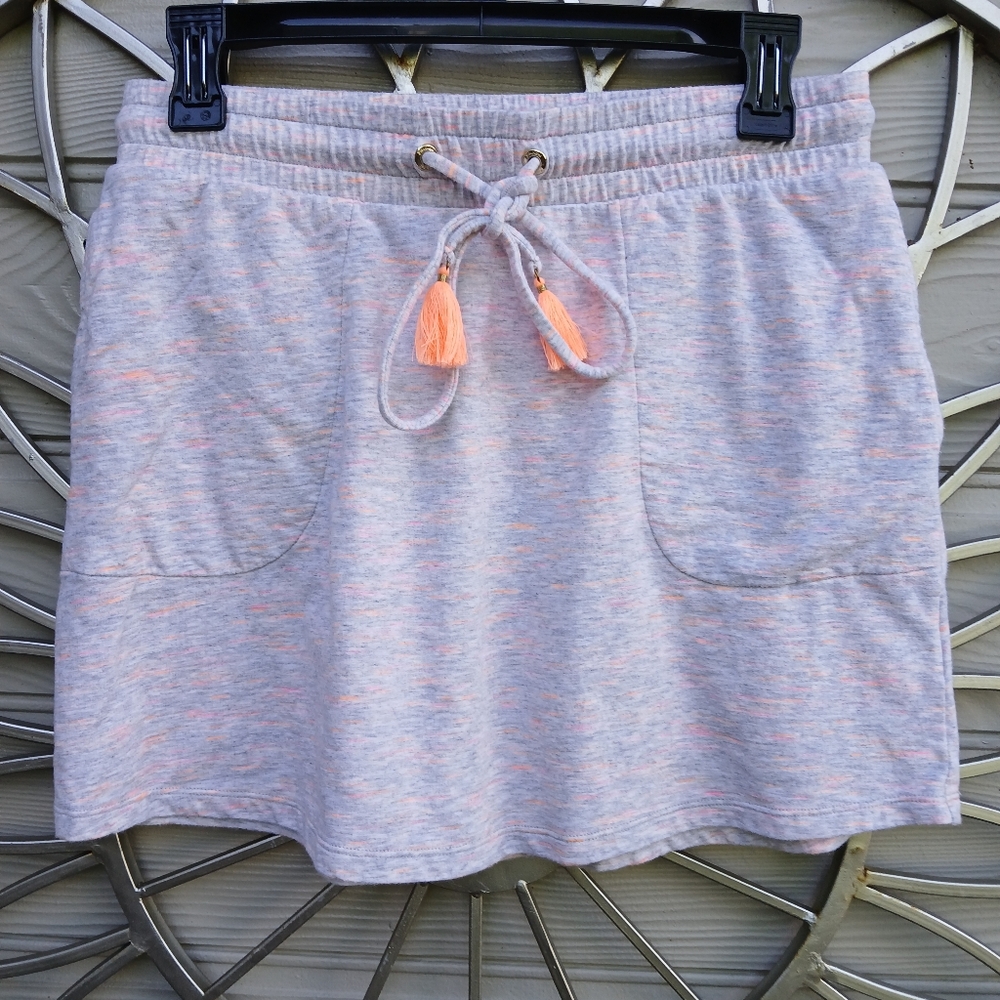 LILY Casual Heathered Drawstring Skirt with Coral Tassels